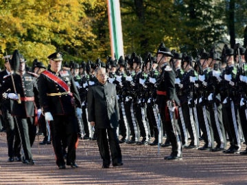 President Begins Norway Visit with a Guard of Honour