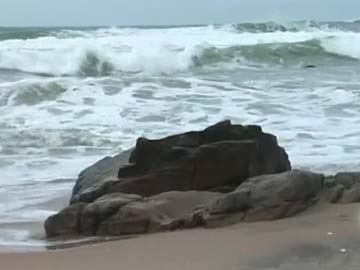 How a One-room House on Odisha Coast is Bracing for Cyclone Hudhud