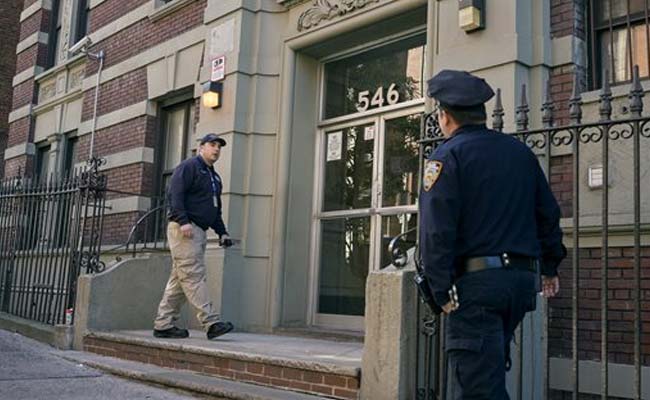 Nurse Criticizes Ebola Quarantine, Raising Concern