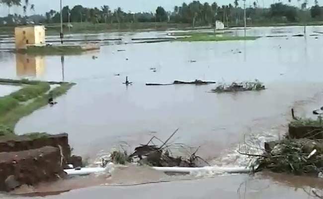 Flood Alert Issued in Tamil Nadu After Surplus Water Discharged from Amaravathi Dam