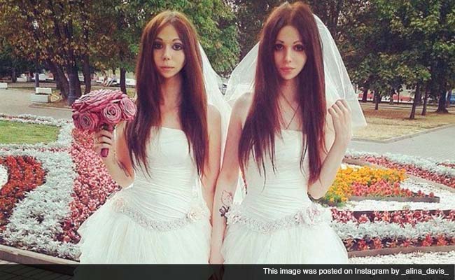 'Bride' Weds Bride in Russia's First Ever Androgyne Wedding