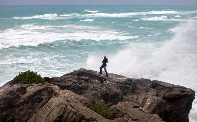 Bermuda Fares Better Than Expected From Hurricane's Direct Hit