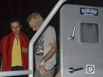 Philippines Militants Free Two Kidnapped Germans
