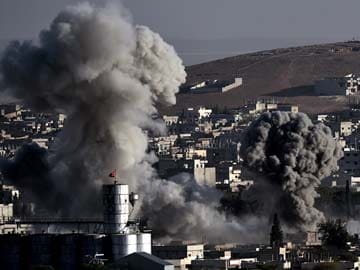 Jihadists Seize Kurdish Headquarters in Syria's Kobane, Massacre Feared