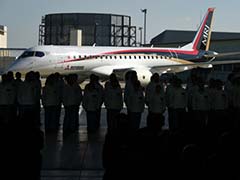 Japan Unveils First Passenger Jet in Four Decades