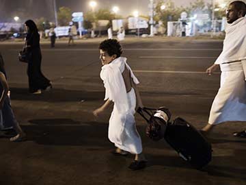 Around 1.4 Million Muslims Reach Hajj