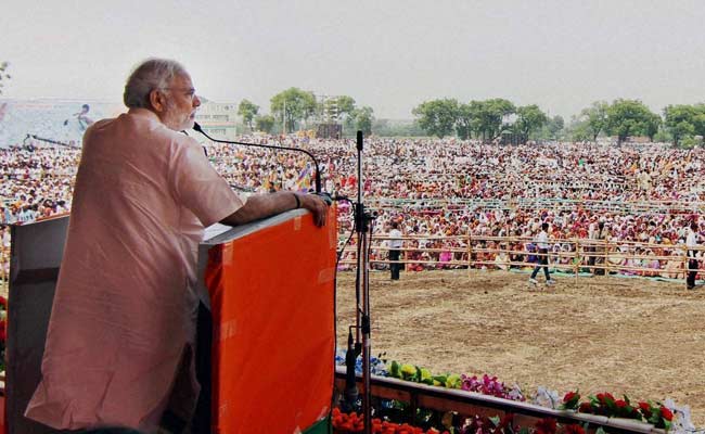 Congress is Dying Due To Its Sins: PM Modi in Hingoli