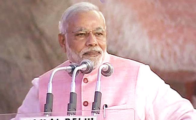 PM Modi Praises Media's Role in 'Clean India' Campaign: Highlights