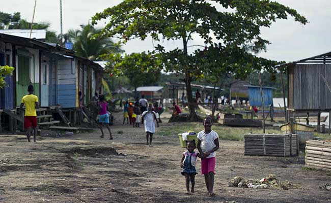 Father Arrested in Case of Colombian Child Drug Mule