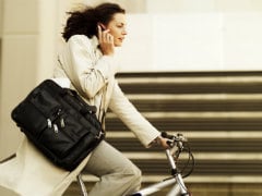 New York Proposes Ban on Biking While Phoning, Texting