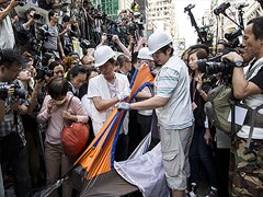 Scuffles Break Out as Hong Kong Clears Part of Protest Site