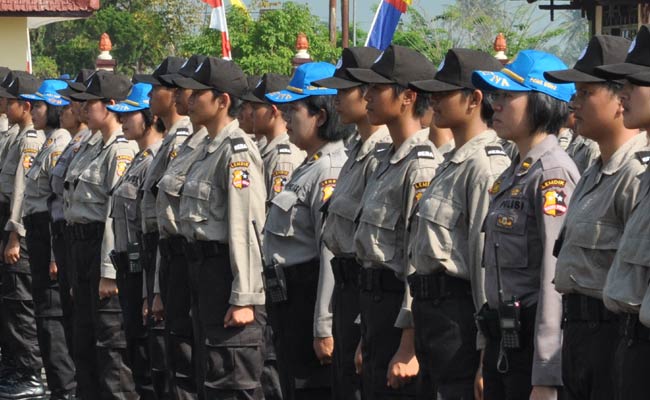 Stop 'Virginity Tests' on Indonesian Women Police Recruits: Human Rights Watch