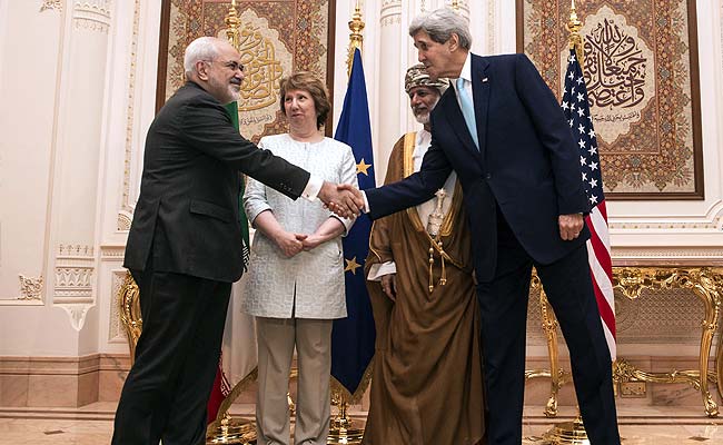 John Kerry, Javad Zarif Work to Close Gaps in Iran Nuclear Talks
