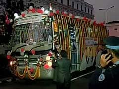 PM Modi Inaugurates Trauma Centre, Flags off Delhi-Kathmandu Bus Service