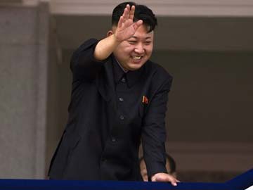 Pictures Show North Korea's Kim Jong-Un Walking Without Stick