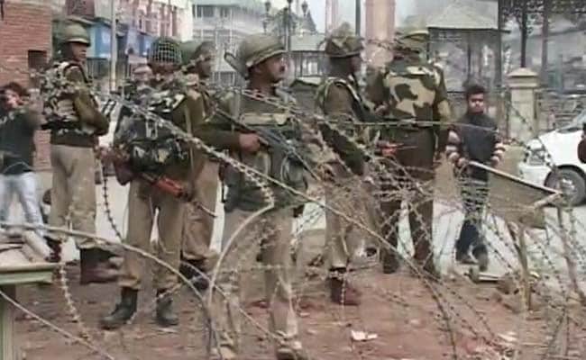 7 Civilians, CRPF Officer injured in Grenade Blast at Srinagar's Lal Chowk