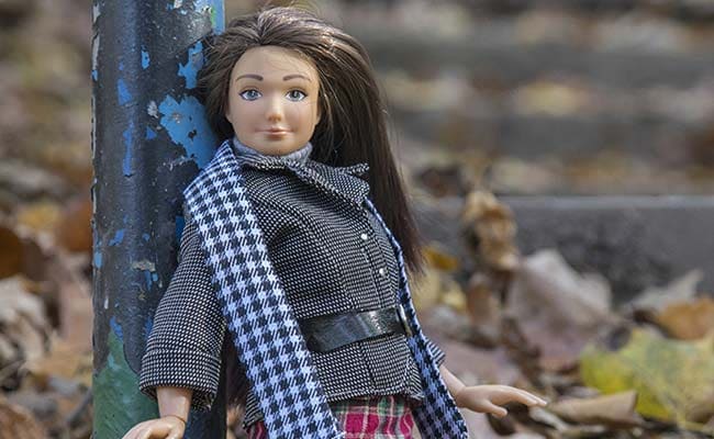 'Anti-Barbie' Doll Goes on Sale in US	