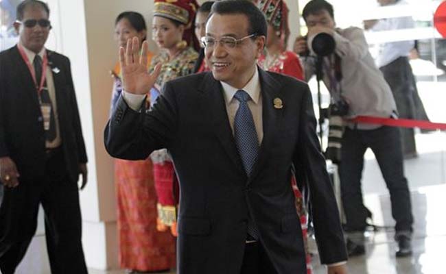 ASEAN to Pressure China to Stick to Diplomacy on Maritime Disputes