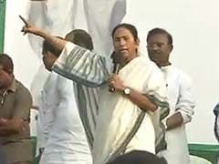 'Here I Am, Come and Arrest Me,' Mamata Banerjee Tells BJP