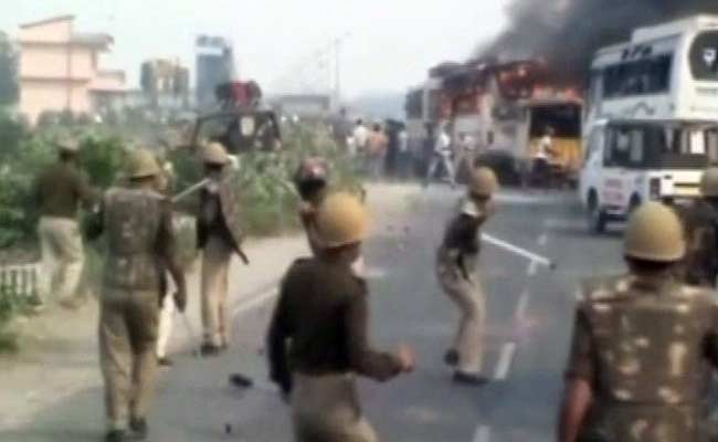 Police Arrests Ten and Files FIR Against 586 in Mathura Protests