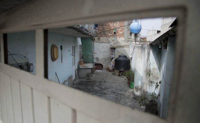 Mexican Mayor, Wife Detained in Case of 43 Missing