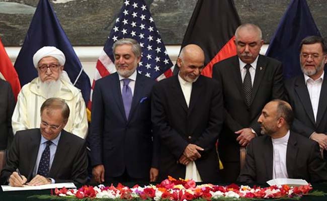 Afghanistan Parliament Approves United States, NATO Agreements 