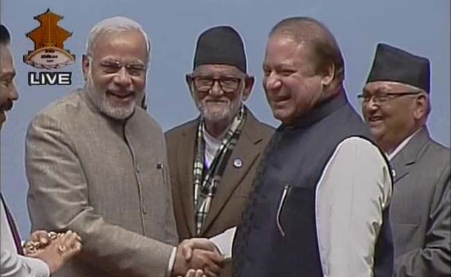 PM Modi, Nawaz Sharif Shake Hands to Big Applause at SAARC: 10 Developments