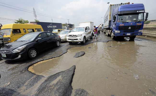 Nigeria's Road Shame Goes Online in Hope of Better Days