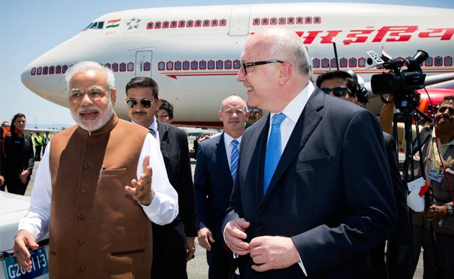 PM Narendra Modi Lands in Brisbane, Reports it is 'Bright and Sunny'