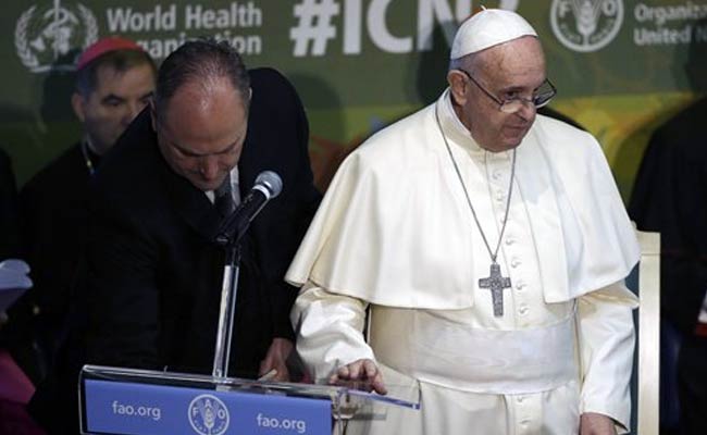 Pope Francis Demands Just Distribution of World's Bounty