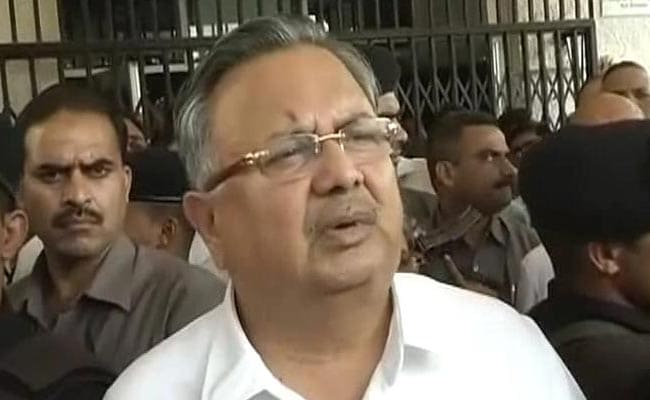 Congress Demands Chhattisgarh Chief Minister Raman Singh's Resignation in Alleged Rs 36,000 Crore Scam