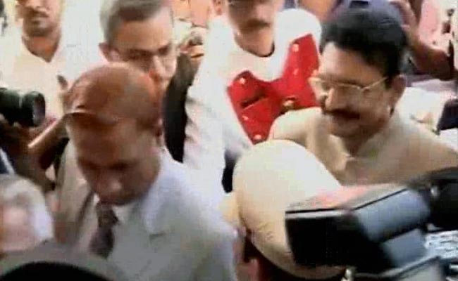 5 Congress MLAs Suspended for Allegedly Manhandling Maharashtra Governor After Controversial Trust Vote