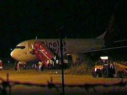 Spicejet Plane Crashes Into Buffalo at Surat Airport, Two Inquiries Ordered Spicejet Plane Crashes Into Buffalo at Surat Airport, Two Inquiries Ordered