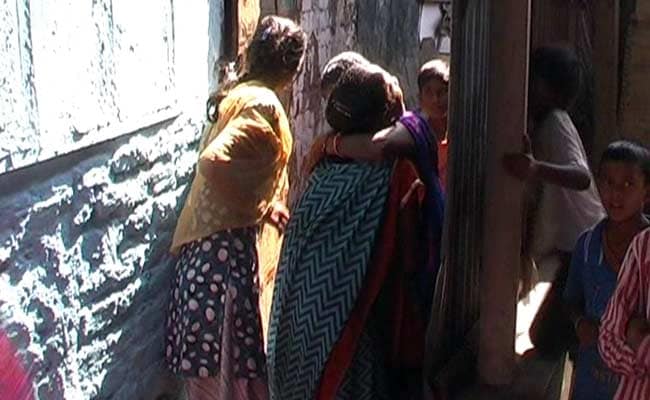 Surat: Woman Killed, Parents Injured in Acid Attack 