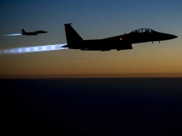 US-Led Strikes Have Killed 850 People in Syria, 50 Civilians - Monitor