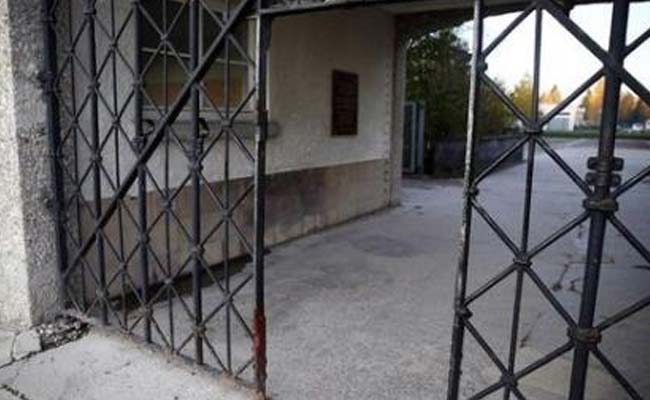 Notorious Thieves Steal Iron Gate From Nazi Concentration Camp