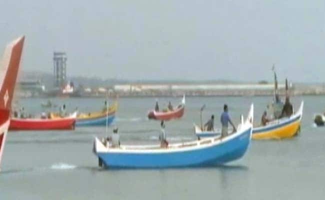 Sri Lankan Navy Detains 34 Indian fishermen