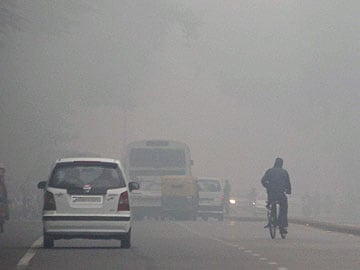 Delhi Wakes Up to a Chilly Morning Today