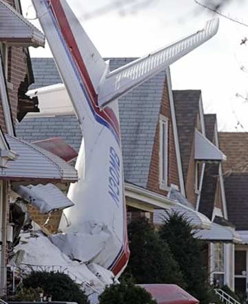 Small Plane Crashes into Chicago Home 