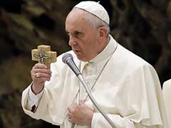Pope to Bring Message of Hope to Typhoon-Hit Philippines