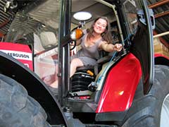 Dutch Woman Heads for South Pole on Tractor