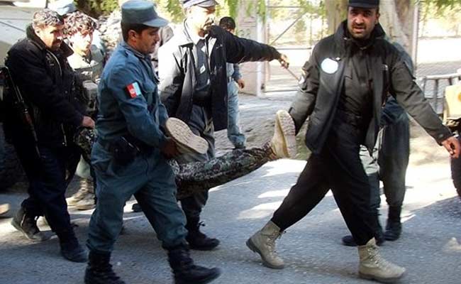 Afghan Insurgents Storm Bank in South, Killing 10  