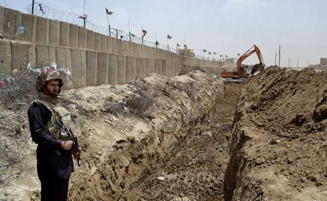 Taliban Fighters Mount Offensive Near Afghan-Pakistan Border
