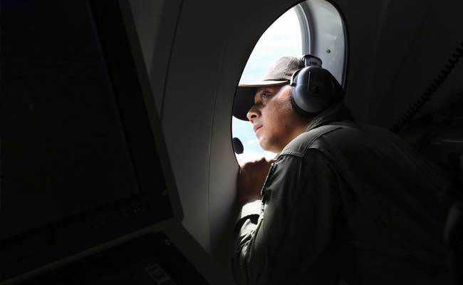 Indonesia Finds Large Dark Object Presumed to be AirAsia Jet