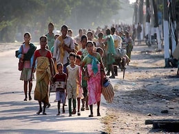 Mamata Banerjee Assures Help to People Crossing Over From Violence-Hit Assam Mamata Banerjee Assures Help to People Crossing Over From Violence-Hit Assam