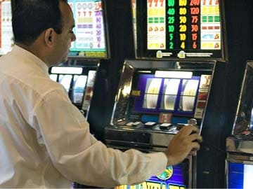 Jackpot! Gambling Addict Gets 440,000 Euros Back