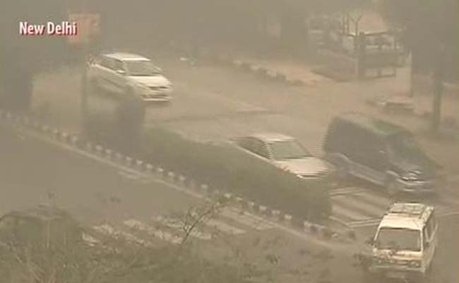 Fog Disrupts Trains, Flights in Delhi, No Respite Likely on Saturday