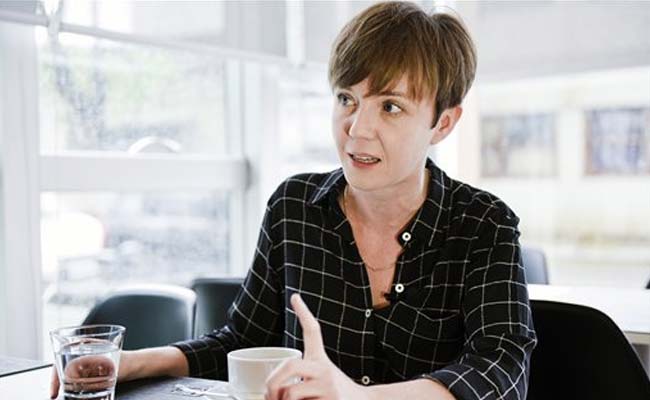 6 Guantanamo Prisoners Fly to Uruguay for Resettlement