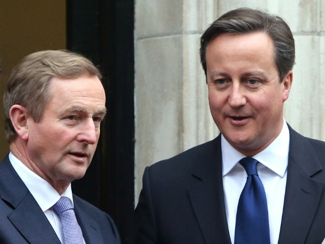 British and Irish Leaders Bid to Break Deadlock in Belfast