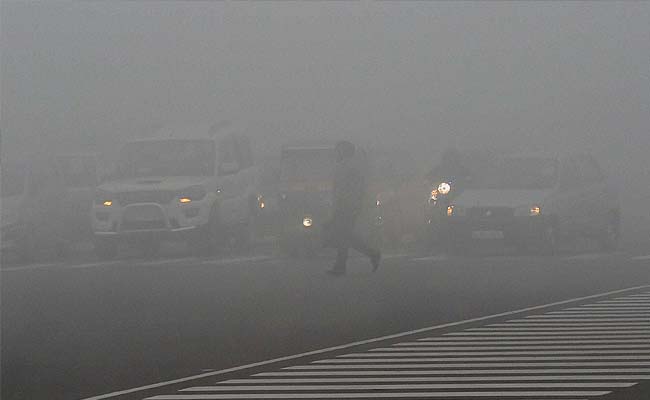 Foggy Morning in Delhi Affects 45 Trains